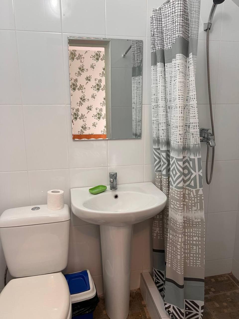 Podsolnukhi Guest House 乔尔蓬阿塔 外观 照片