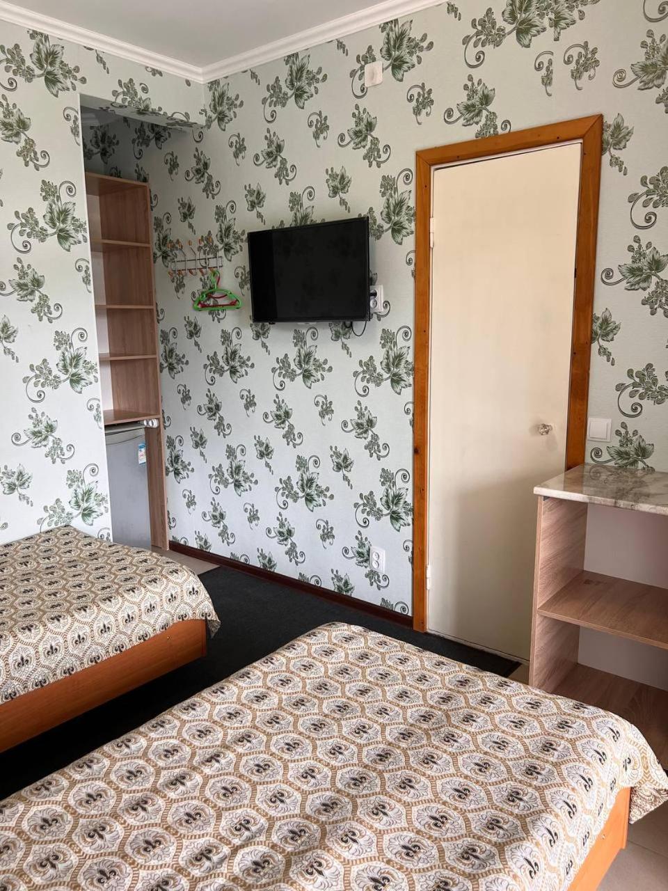 Podsolnukhi Guest House 乔尔蓬阿塔 外观 照片